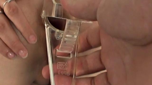 Kinky speculum babe vibrates her tight pussy before getting her ass stretched wide open