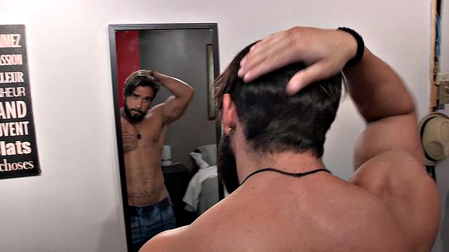 Maskurbate - Sexy Lumberjack Strokes His Wood