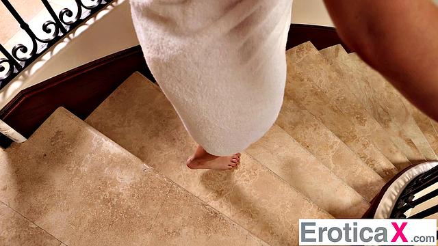 Lusty Babe Finally Gets Her Roomie's Cock - HardX