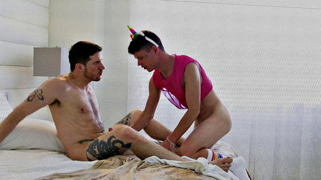 Experienced Twink Walks Muscle Hunk Through His First Pride Fest - Dylan Hayes, Ty Roderick - DisruptiveFilms