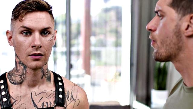 Inked jock blows muscled top before bareback sex