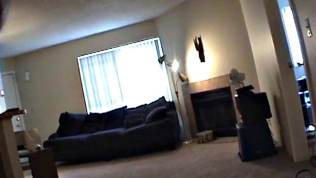 Cheating GF fingers pussy