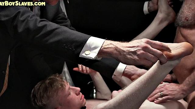 Submissive rimmed and fucked by DILF in voyeur anal