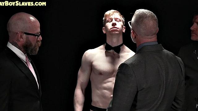 Submissive rimmed and fucked by DILF in voyeur anal