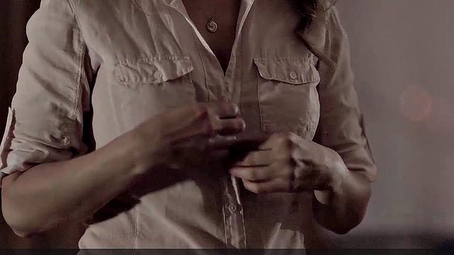 Jennifer Mudge's Nude Frontal Action in the Living Room