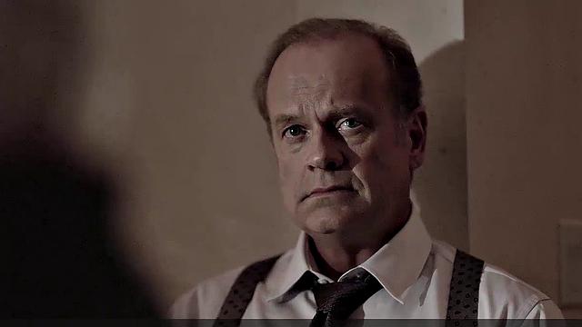 Jennifer Mudge's Nude Frontal Action in the Living Room