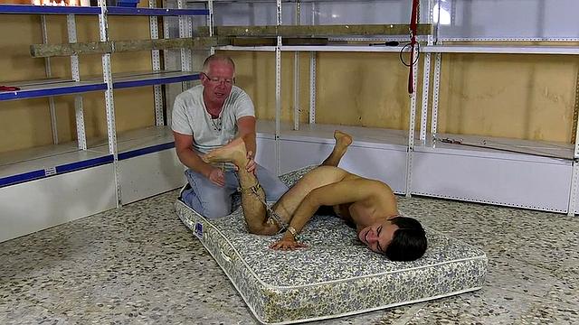 Punishing Foot Play For Maxxie! - Maxxie Wilde & Sebastian Kane