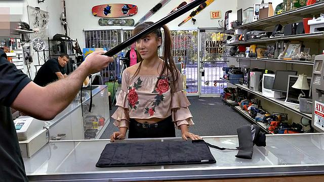 Real pawnshop asian babe pounded before cumshot on face