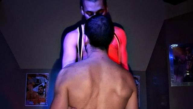 Vintage wrestlers in anal challenge