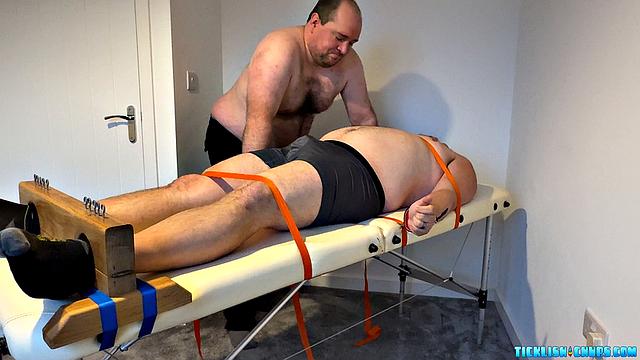 An American Tickler in London: Playful Insanity Drives Matt Crazy - Playful Insanity &amp;amp; Matt