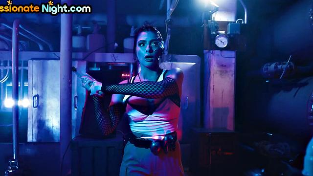 Facial loving bigbooty bae and ebony slut 4way