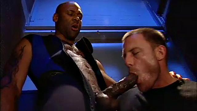 Black and White: Scene 2: Marcus Ram & Spencer Quest