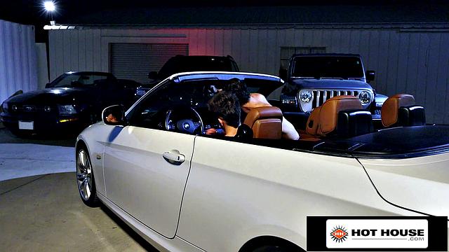HotHouse - SUPER HOT JOCKS Barebacking In Car