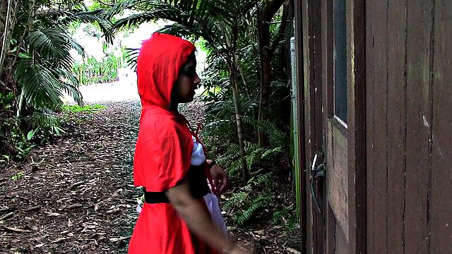 Tiny Red Riding HttpResponseRedirectLittle Red Riding Hood
