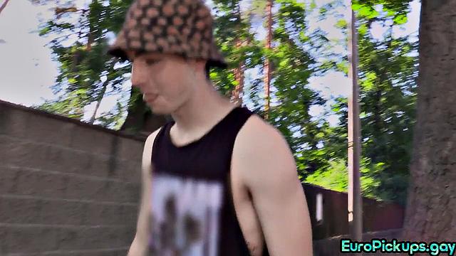 Petite dude assfucked by stranger