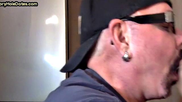 Closeup gloryhole DILF sucks cock in amateur blowjob