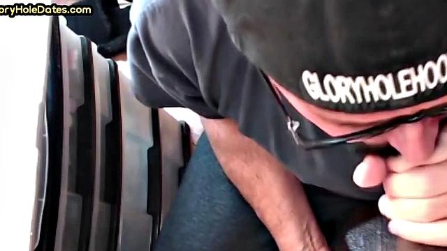 Closeup gloryhole DILF sucks cock in amateur blowjob