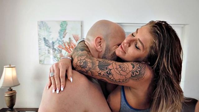 MILF fucked by two big dicks in wet pussy