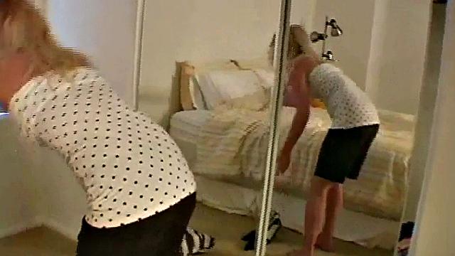 Hot naked teen gets ready