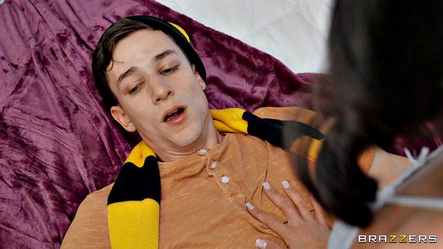 Stepmom Soccer - Cup Shootout