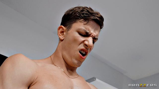 Stepmom Soccer - Cup Shootout