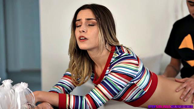 Wanna Play Stepbro - S24:E8