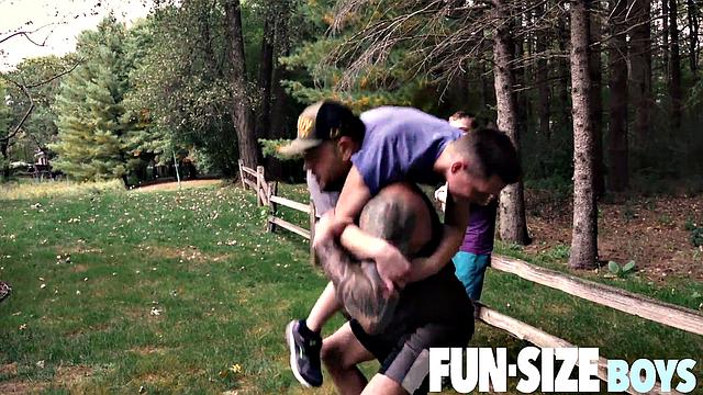 IAN Chapter 1 - Personal Trainer Shower