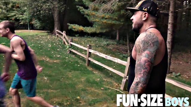 IAN Chapter 1 - Personal Trainer Shower