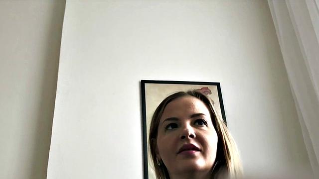 Busty Alexa Sucking