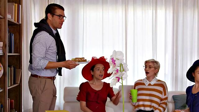 Office MILF drilled in wet pussy in meeting room