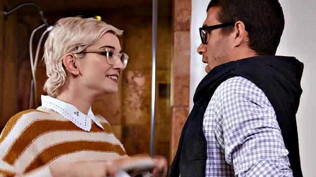 Office MILF drilled in wet pussy in meeting room