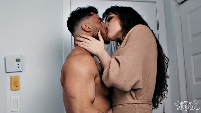 Valentine Vixen Hot Scene