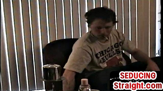 Cockhungry mouthfucked by str8 jock