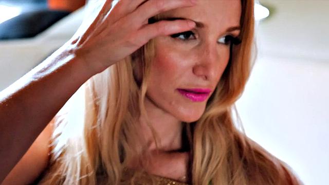 Big-busted bikini babe Billi Bardot's boat rendezvous