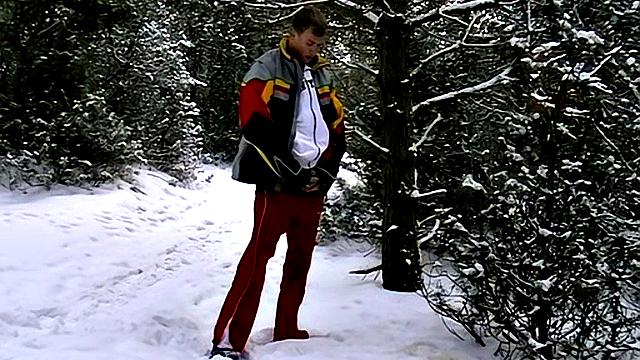 Roma Peeing in the Snow - Roma