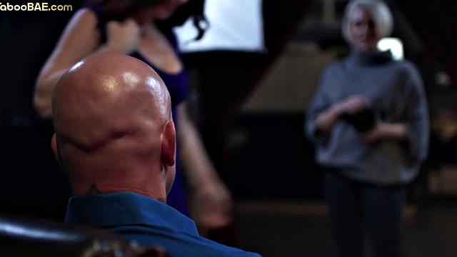 Curvy MILF banged and pussyeaten after photoshoot