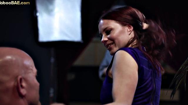 Curvy MILF banged and pussyeaten after photoshoot