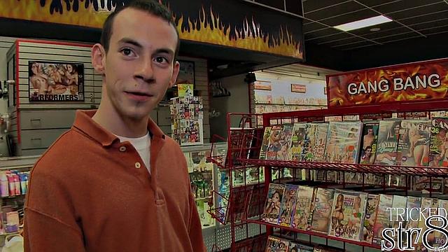 Fooled man dicksucked in gloryhole