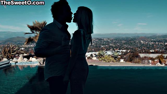 21yo blonde pussyfucked by lover