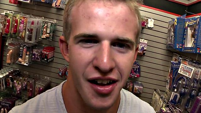 Real cum from gloryhole blowjob done by gay dude