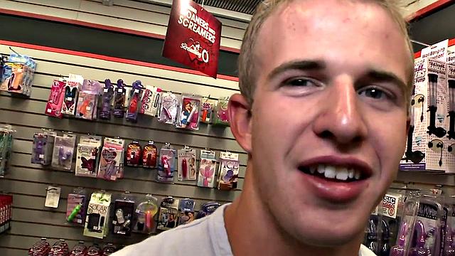 Real cum from gloryhole blowjob done by gay dude