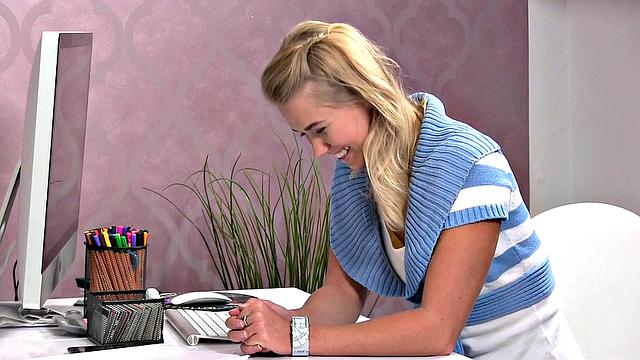 Tight Blonde Gives Her Pussy To Horny Agent