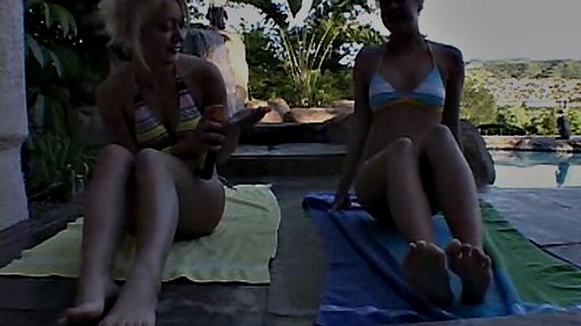 Little Summer putting cream and Fingering