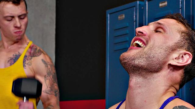 NextDoorBuddies - Hunk Devin Franco Striproasted In Shower