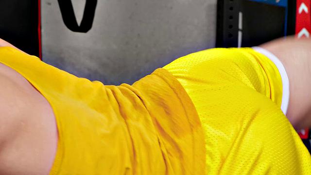 NextDoorBuddies - Hunk Devin Franco Striproasted In Shower