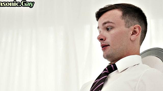 Mature mason toys twink asshole and sucks his dick