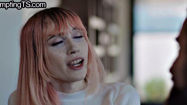 Pink hair babe with big boobs bareback assnailed by BF