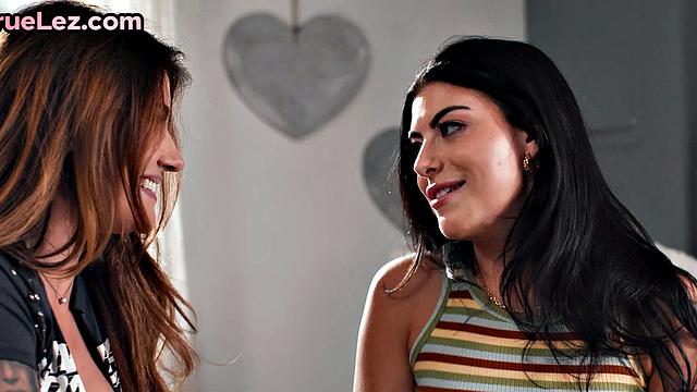 Hairy dyke fingered and pussyeaten by her GF after photo shoot