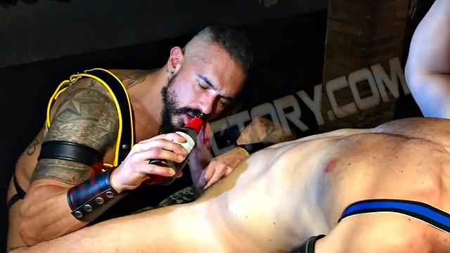 Muscular Brazilian offers his hungry hole at the fuckers' club - The hung and the hungry bottom 2