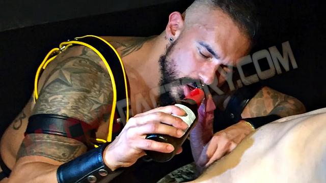 Muscular Brazilian offers his hungry hole at the fuckers' club - The hung and the hungry bottom 2